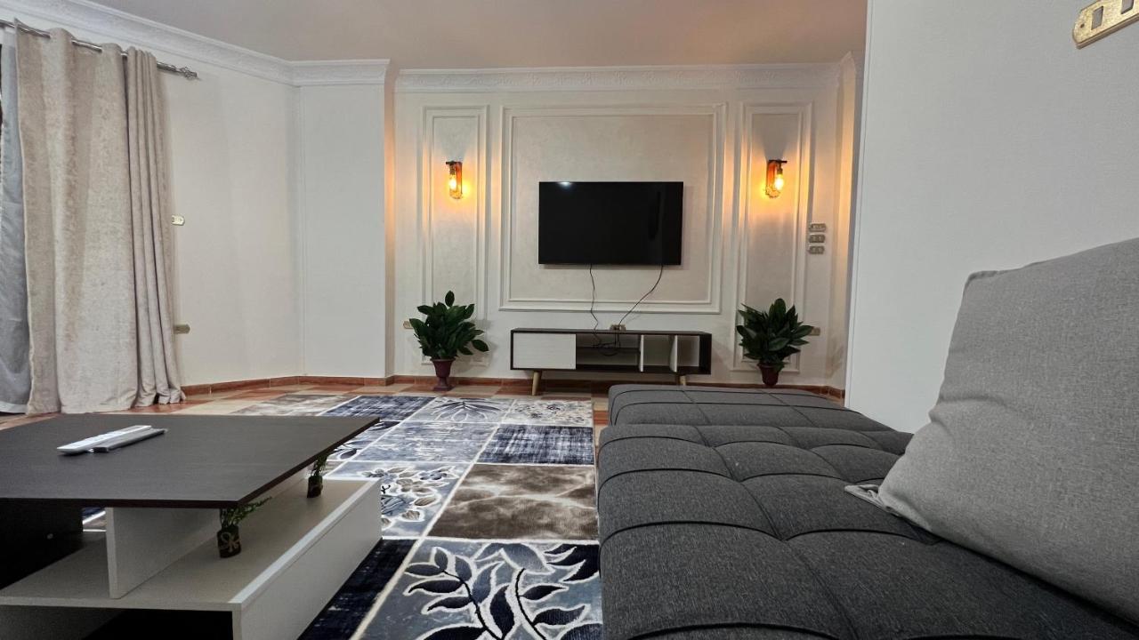 Charming In 6th October Cairo Giza Family Only Apartment